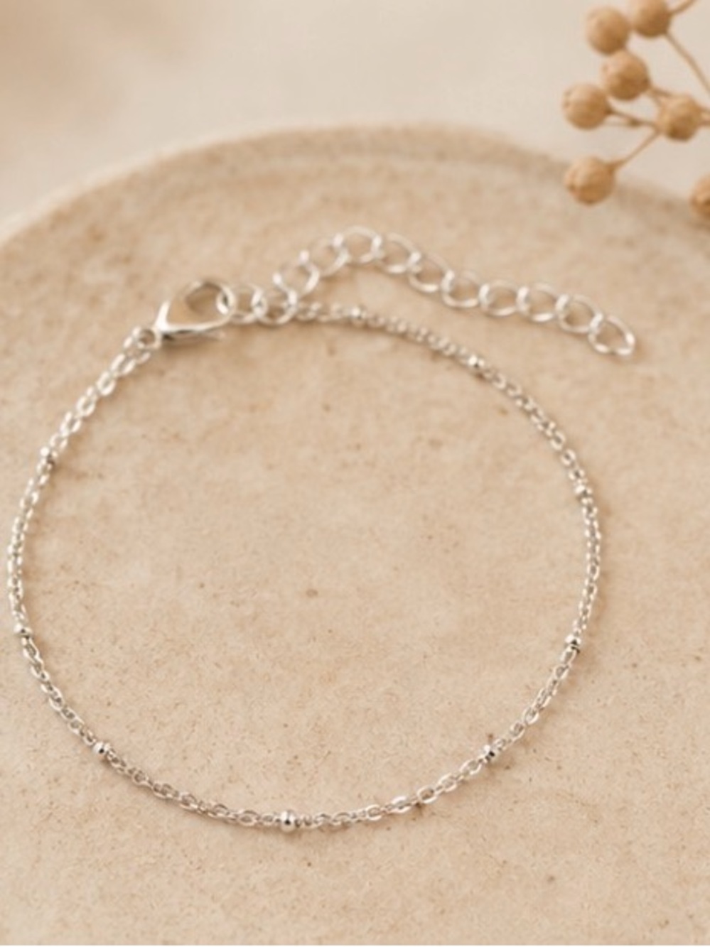 ✨$15 each or 3 for $30 
Minimal Silver Chain Bracelet 🤍 💦Waterproof💦